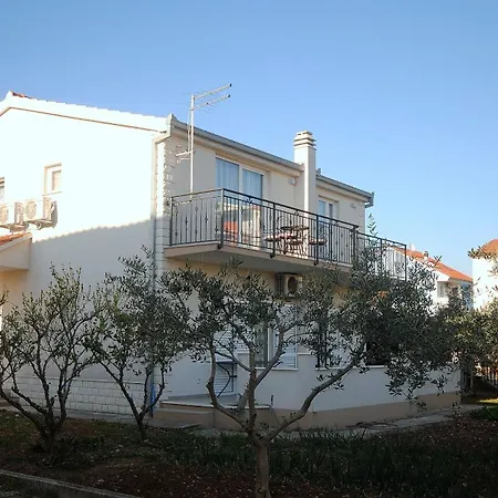 Damir - With Garden Kastela