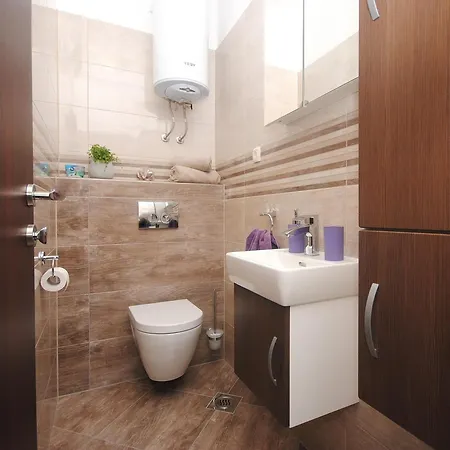 Apartment Damir